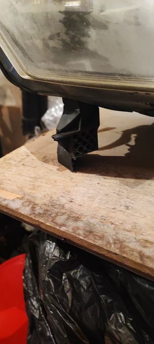 Фарове за Опел Зафира б