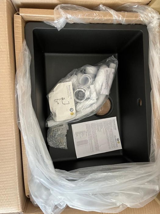 Продам мойку подстольную