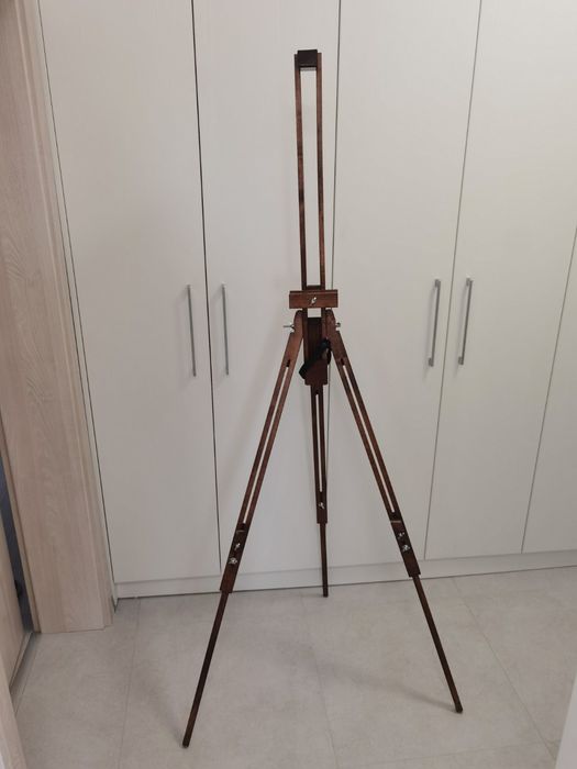 Професионален триножник за рисуване