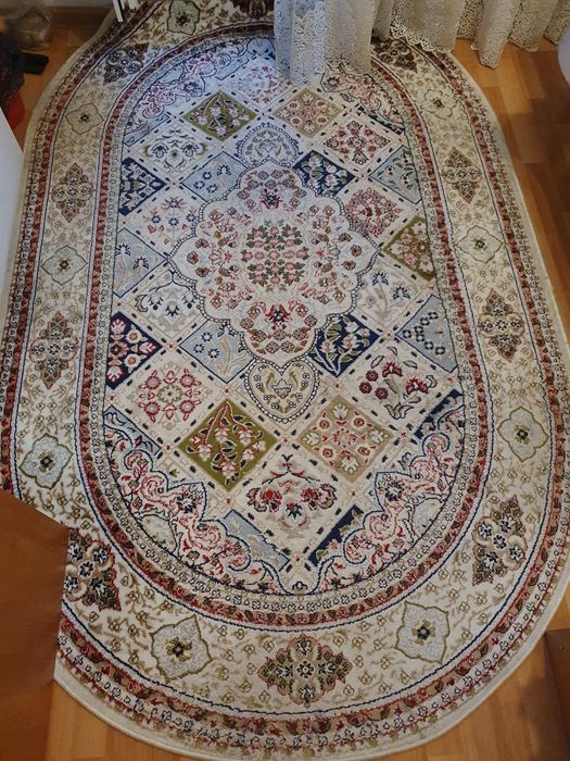 Продам ковёр в отличном состоянии