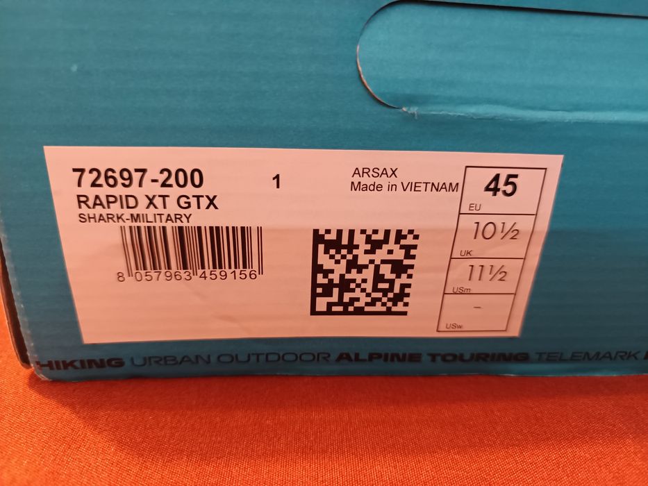 Adidași bărbați SCARPA, noi, măr. 45