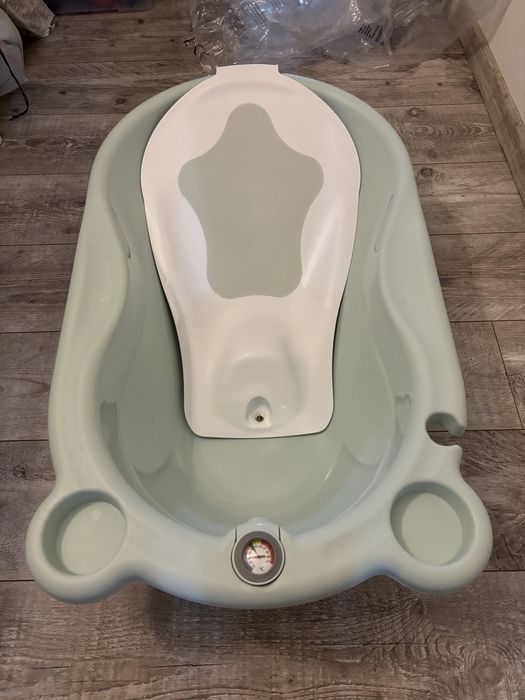 Cadita cu termometru si suport