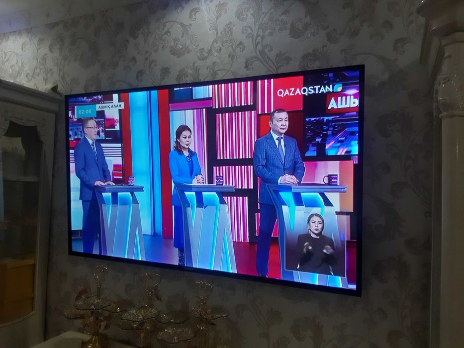 Телевизор SAMSUNG
