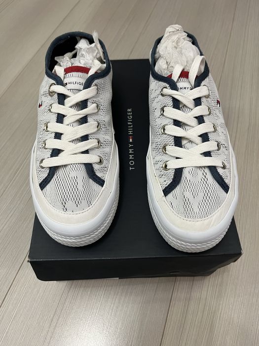 Adidasi Tommy Hilfiger dama