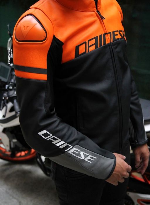 Geaca moto Dainese Agile piele NOUA 54 L. Geaca piele moto KTM orange
