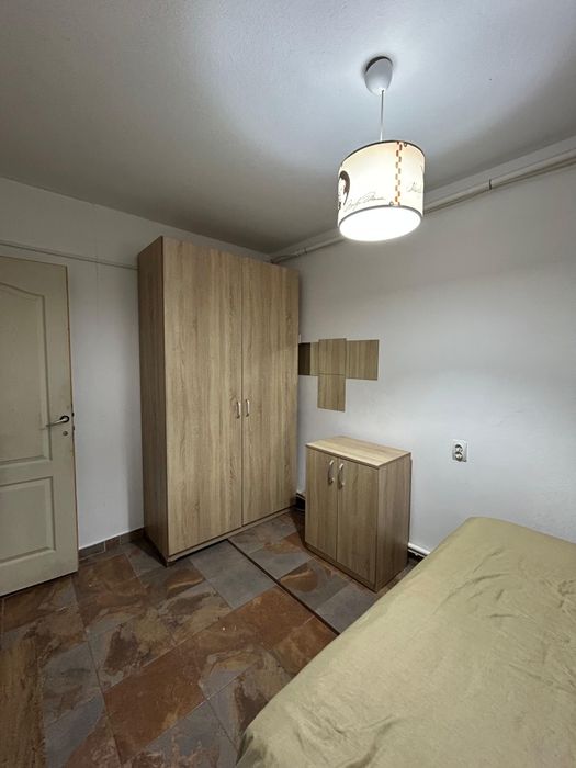 Inchiriez apartament cu doua camere