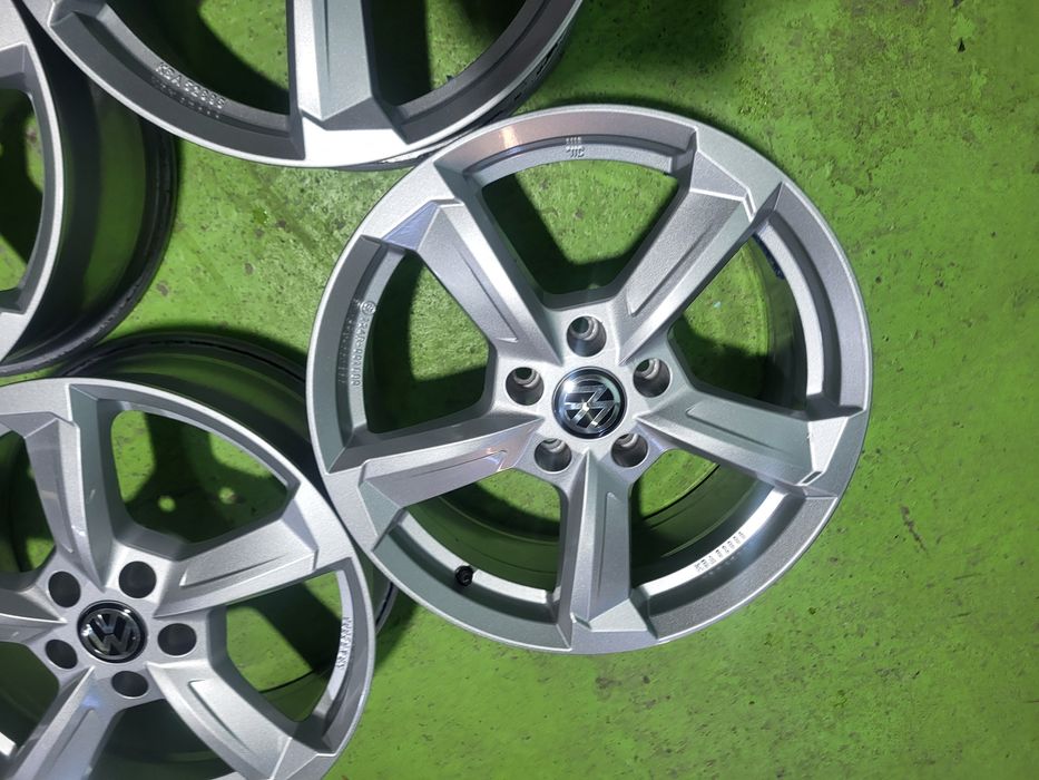 17 5x112 Vw Passat Tiguan Touran Caddy Golf 5х112