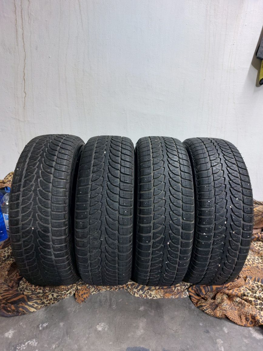 Зимни гуми Bridgestone Blizzak LM-80 evo 215 65 16