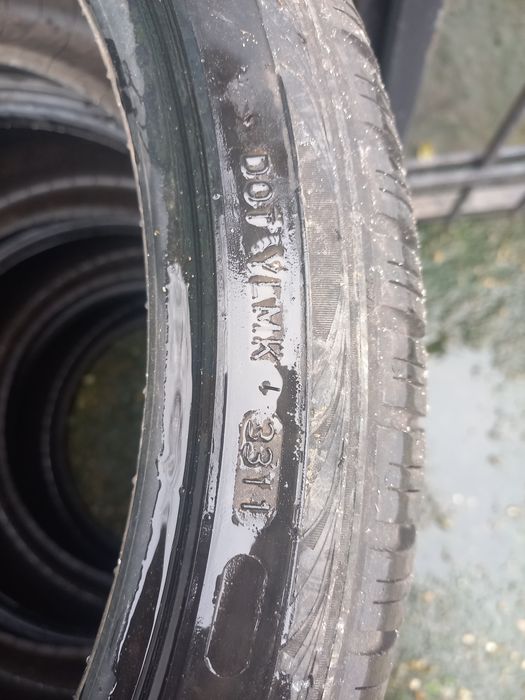 Nokian 235/35/19 4 броя зимни