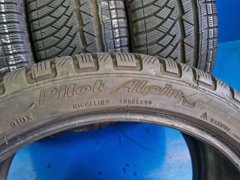 4 Michelin R18 225/40
зимни гуми DOT2517