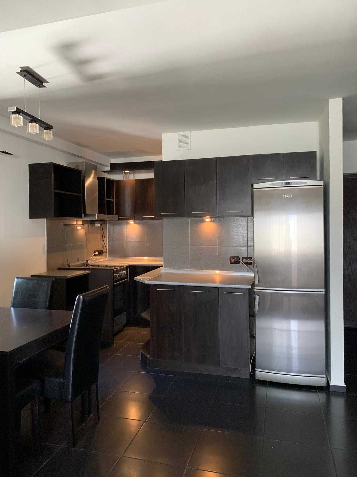 Particular vând apartament 2 camere București - Mall Vitan