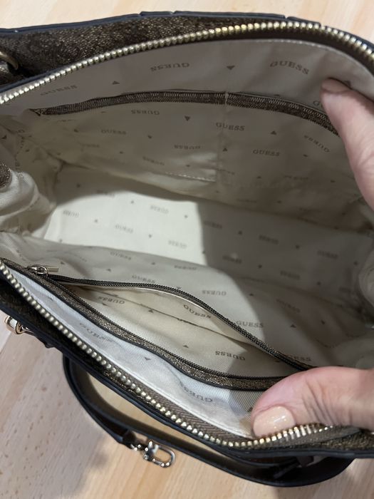 Дамска Чанта Guess