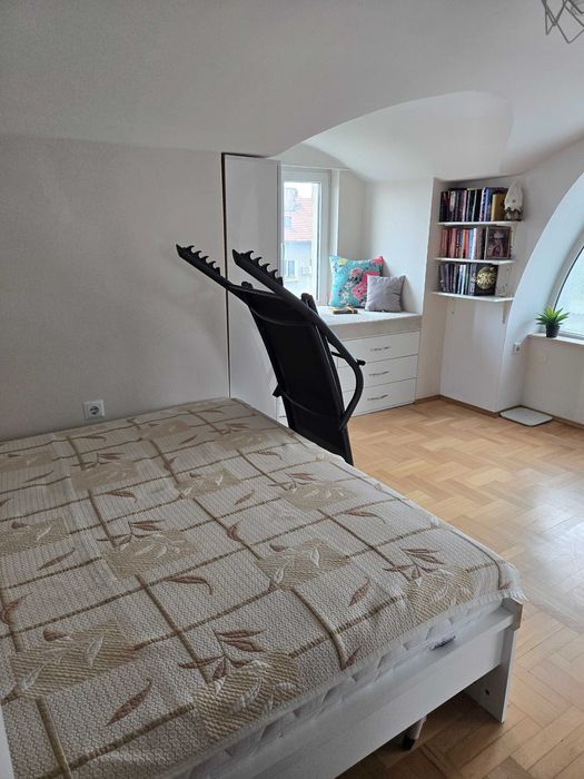 Кантора Триумф продава мезонет в централна част на гр. Казанлък