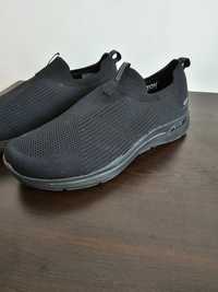Skechers Arch Fit номер 45.5