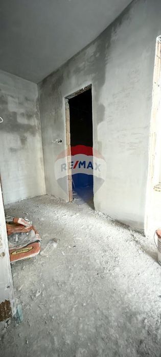 Продава се Двустаен апартамент в Варна, Погреби - 55 кв.м за 1746 €/кв.м - Снимка #4