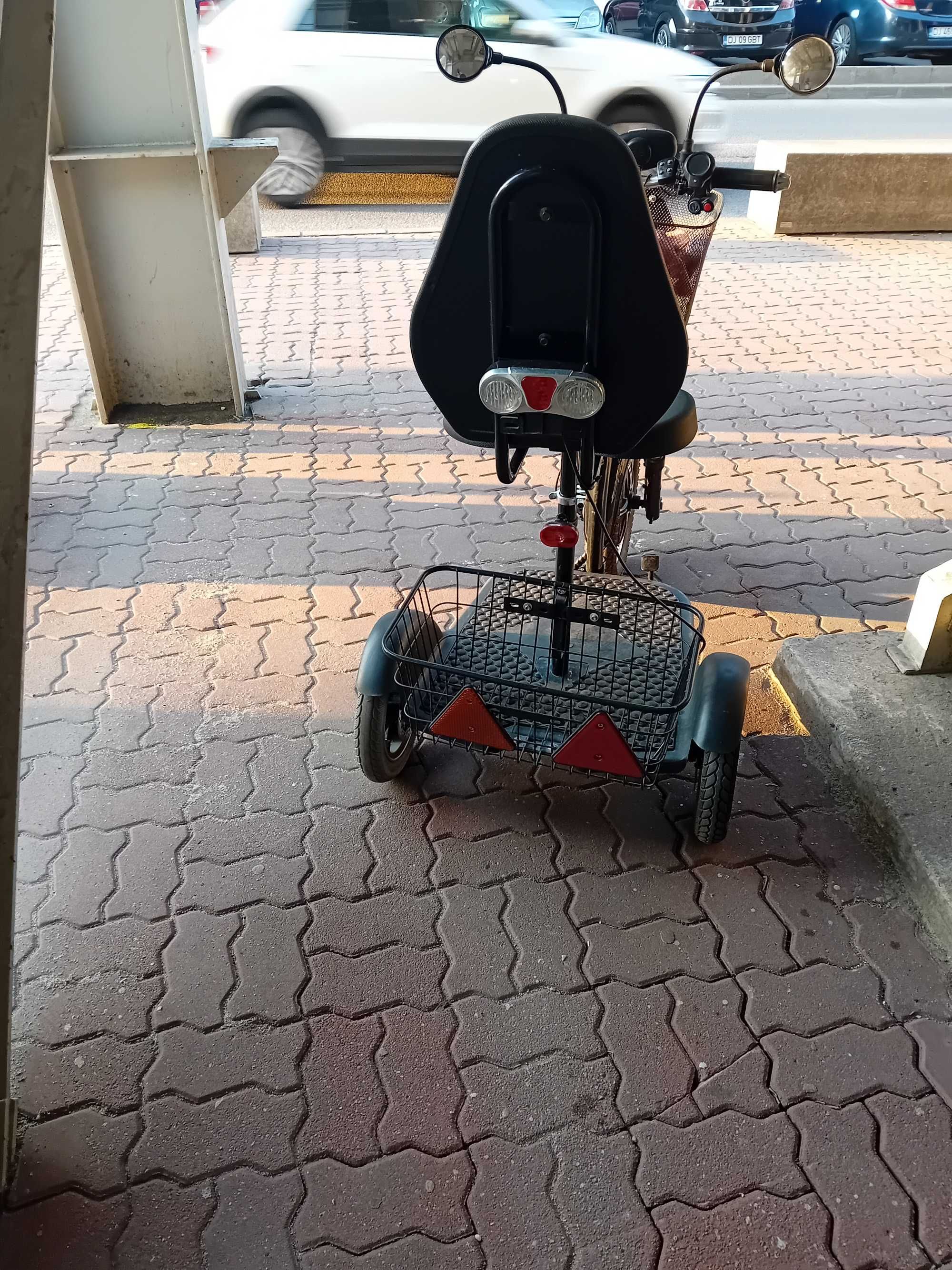 Vânzare tricicletă electrică