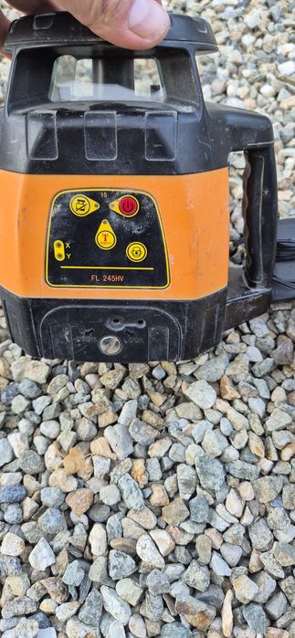 Vand nivela laser rotativa GeoFennel FL 245HV