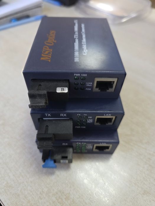 Оптични по 1 влакно Sfp и медия конвертори