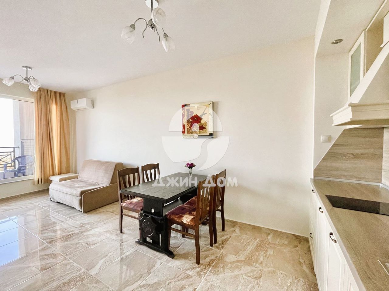 Продава се Двустаен апартамент в Поморие - 61 кв.м за 2132 €/кв.м - Снимка #2