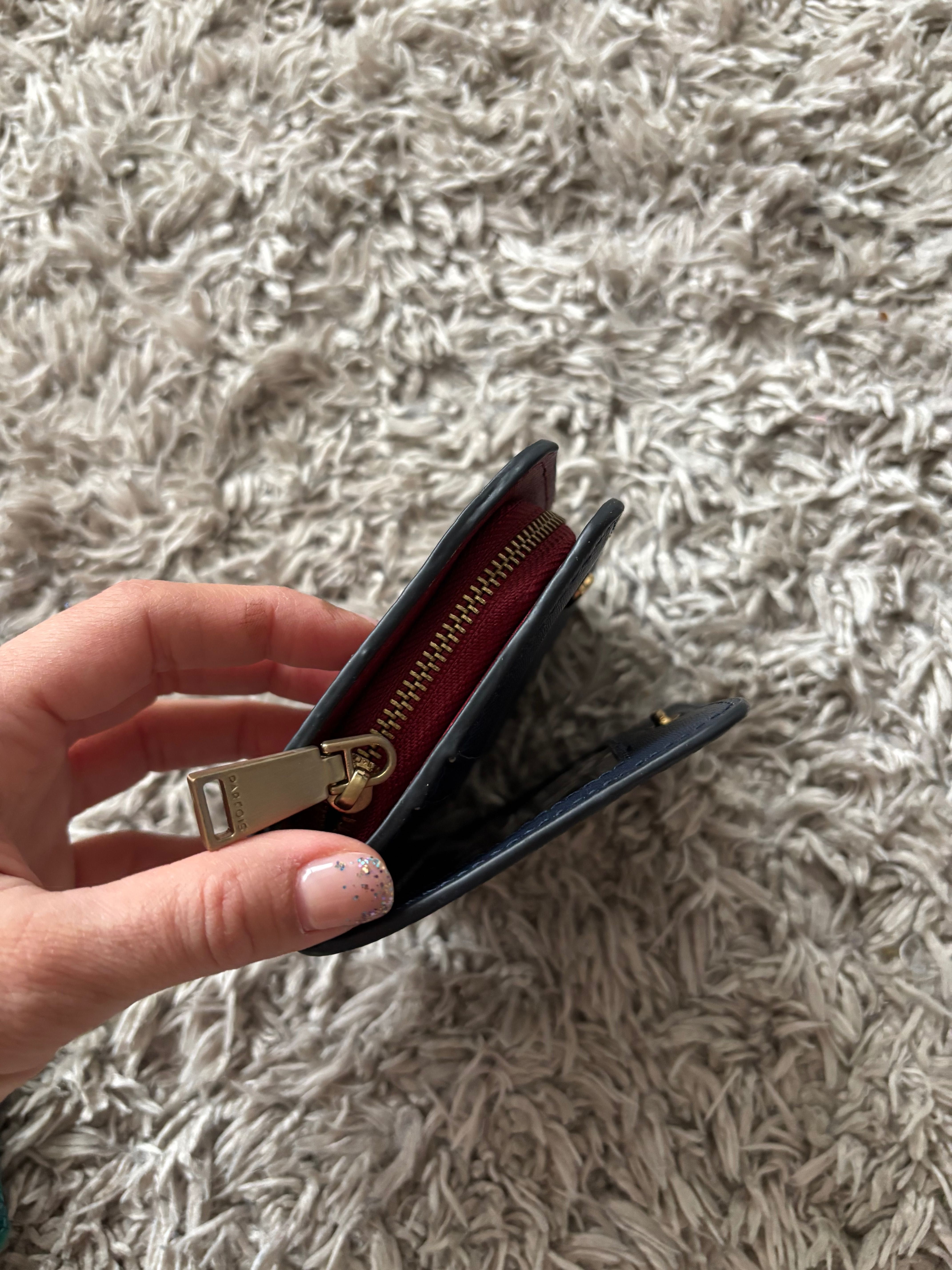 Дамски Портфейли Guess и Parfois