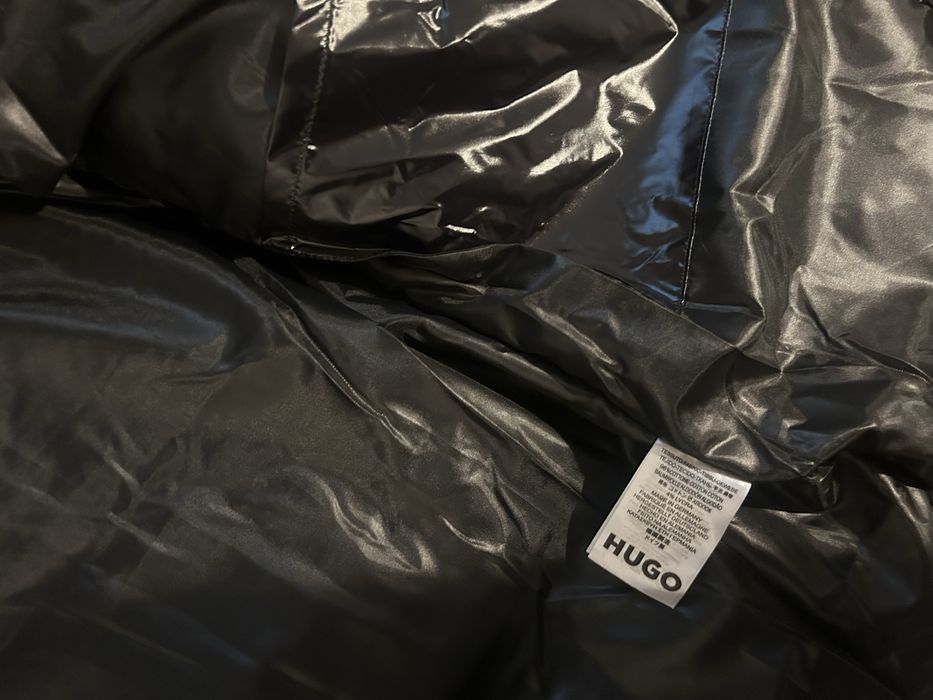 Geaca Hugo barbati groasa de iarna imprimeu fata spate