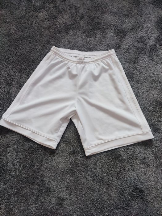 Къси панталони Adidas