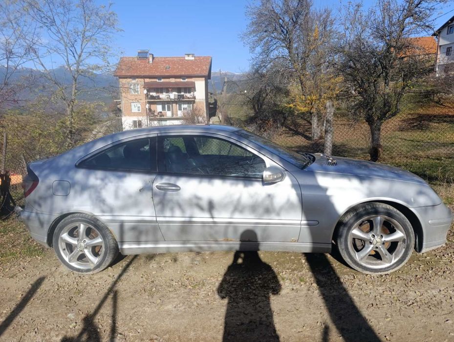 Mercedes-Benz C220d