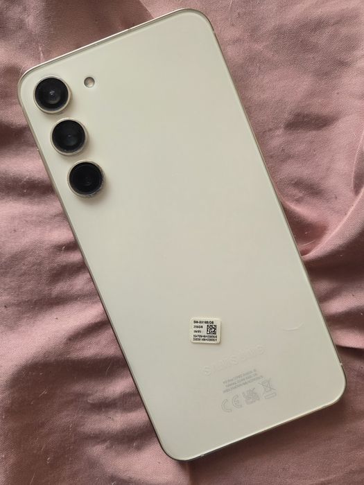 Самсунг С 23+ , като нов