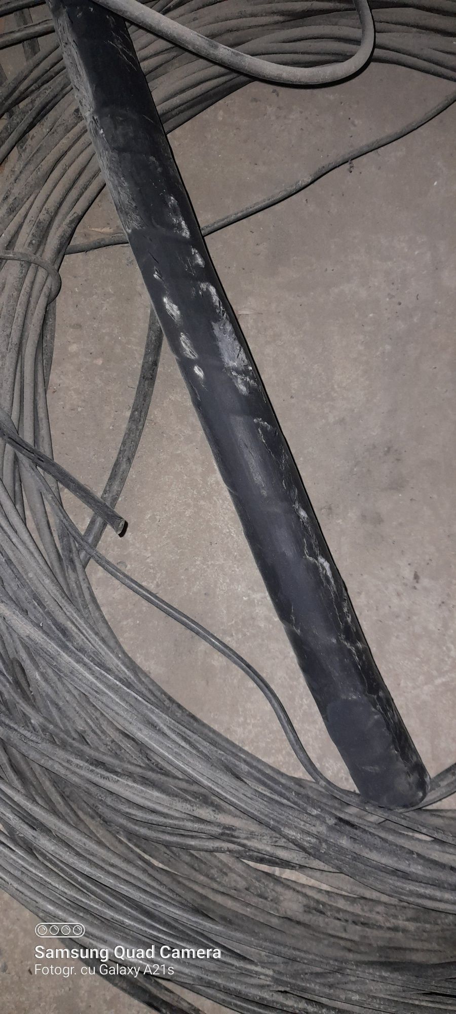 Cablu foarte gros pentru curent 4x150 sau 4x240