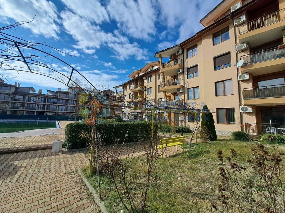 Продава се Двустаен апартамент в Царево - 52 кв.м за 1327 €/кв.м - Снимка #17