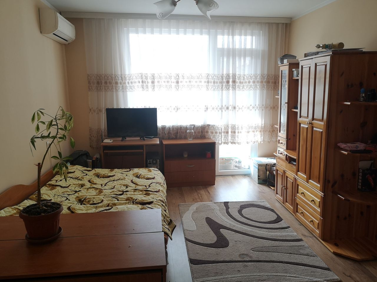 Дава се под наем Двустаен апартамент в Асеновград - 60 кв.м за 255 € - Снимка #5