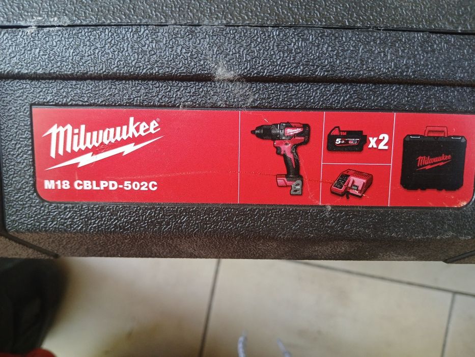 Cutie scule originală MILWAUKEE-și HILTI modele diferite-NOI și BOSCH