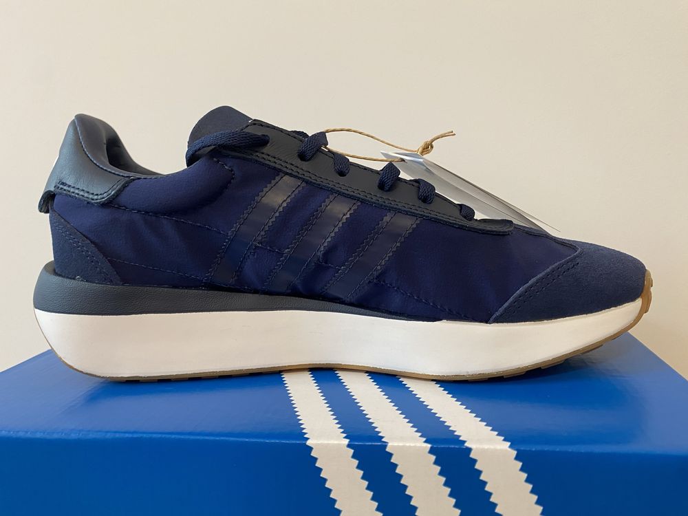 Adidas Country XLG marimea 42.2/3