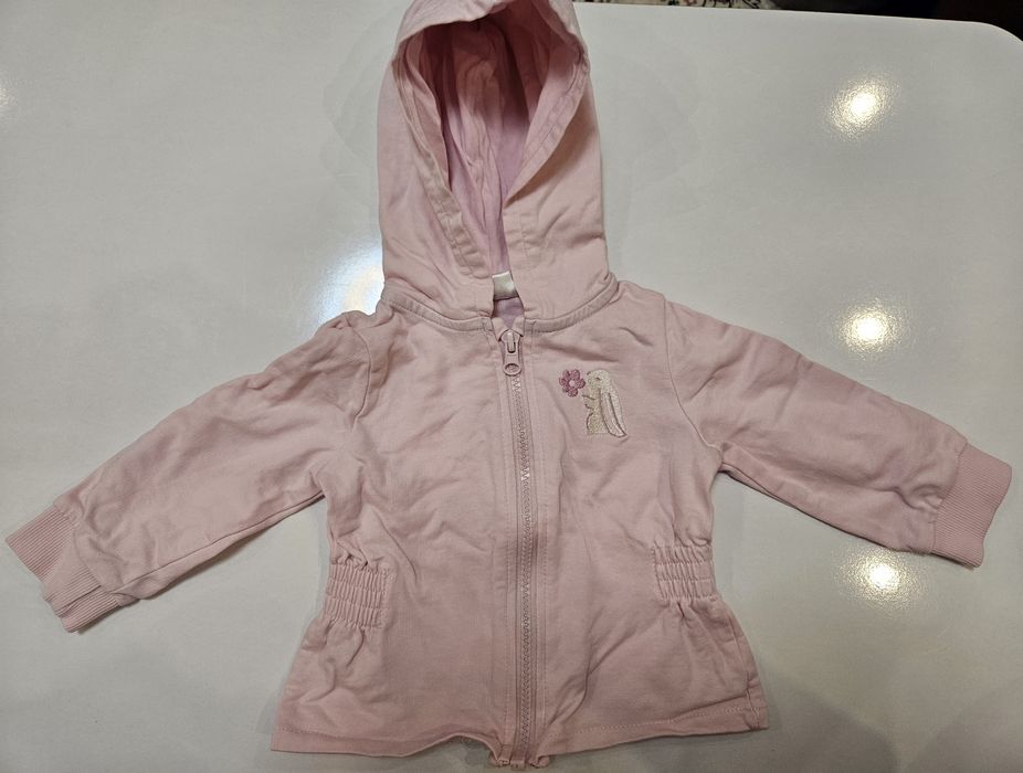 Лот дрешки за момиченце размер 6-9 есен/зима.