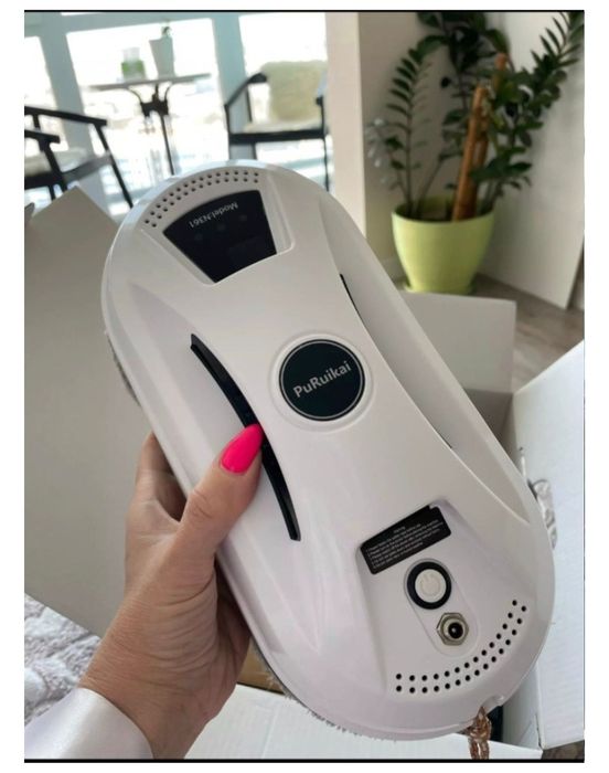 Мойщик окон робот