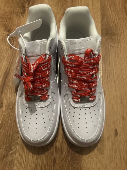 Nike Air Force 1 Supreme White