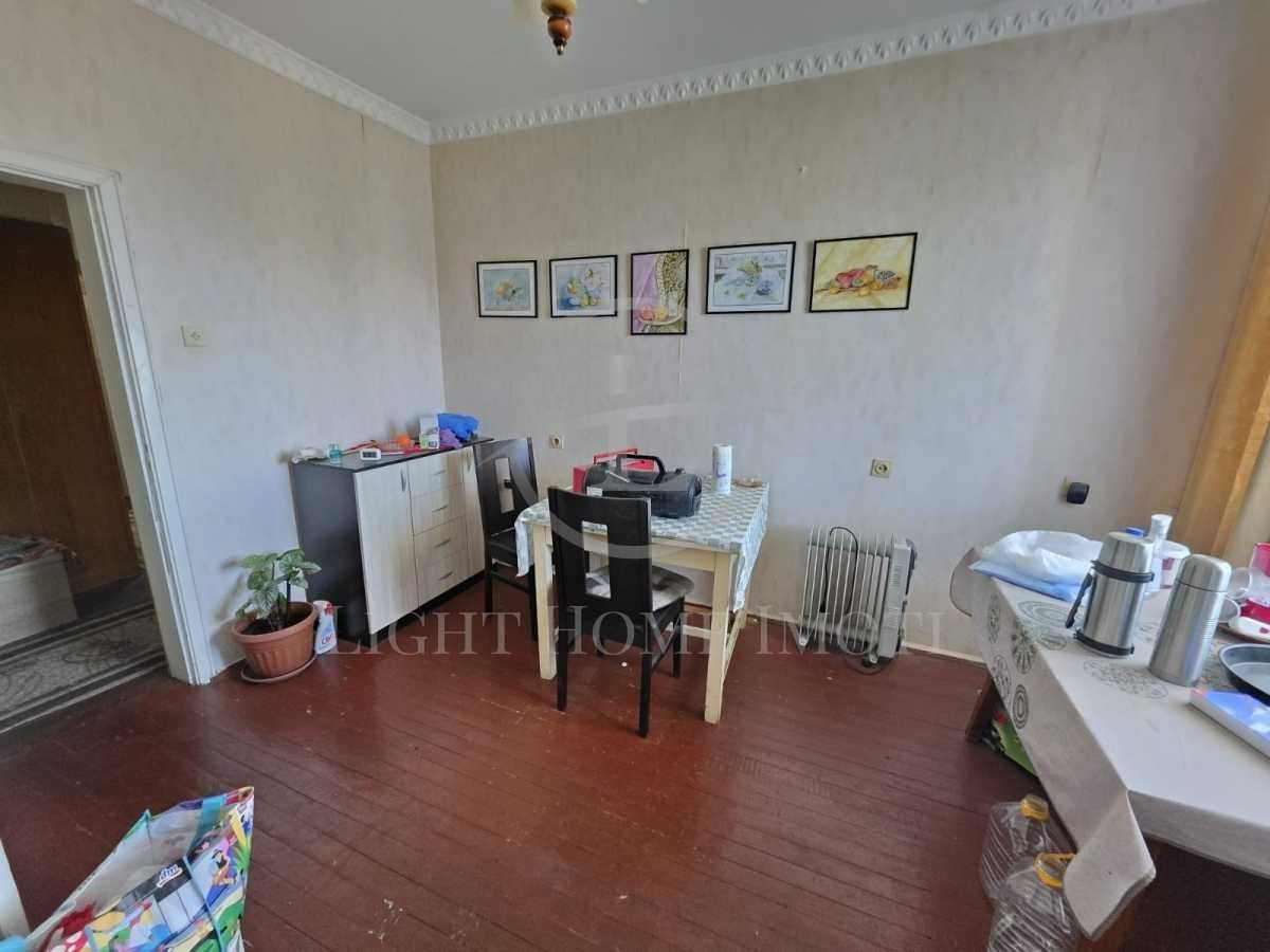 Продава се Тристаен апартамент в Хисаря - 100 кв.м за 1687 €/кв.м - Снимка #4