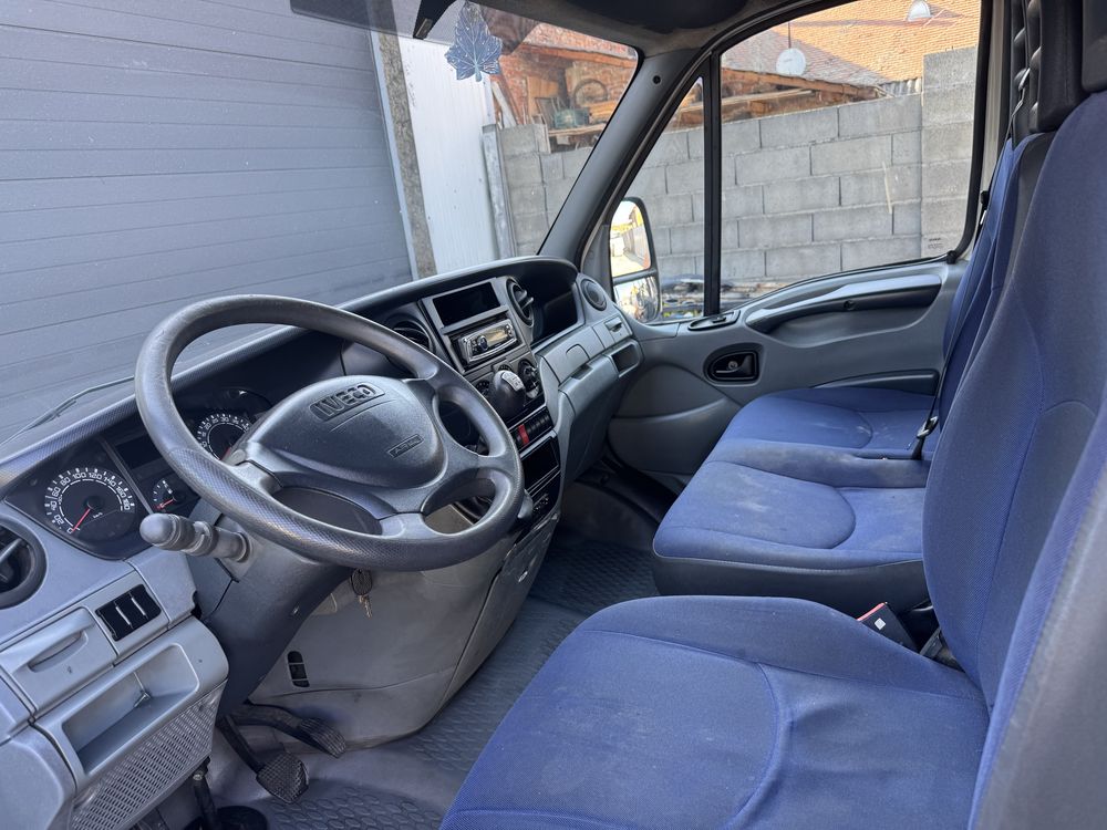 Iveco microbuz punte simpla 35s12 2009