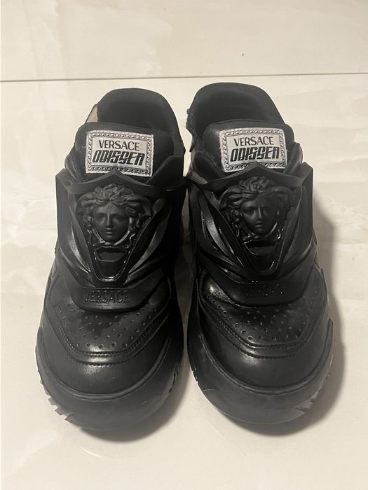 Versace odissea negri