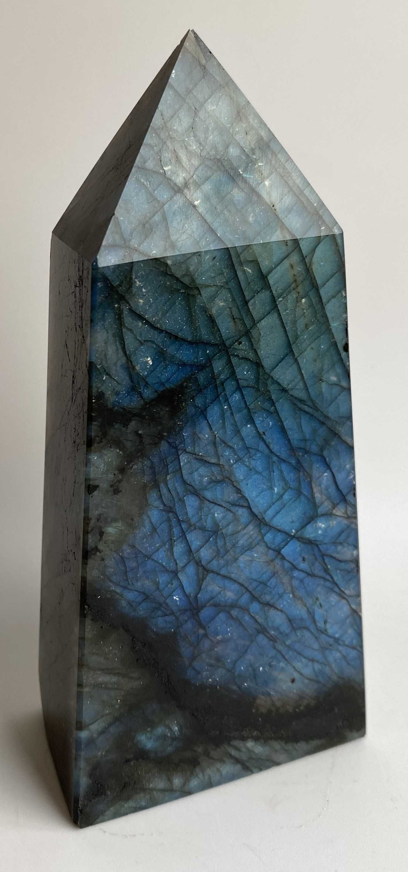 Cristale/Minerale - Labradorit - Obelisc piatra semipretioasa
