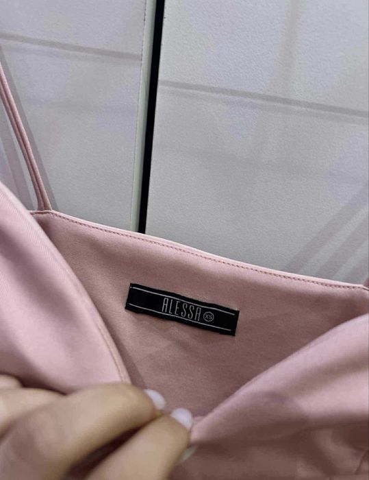 Дамски розов топ на Alessa