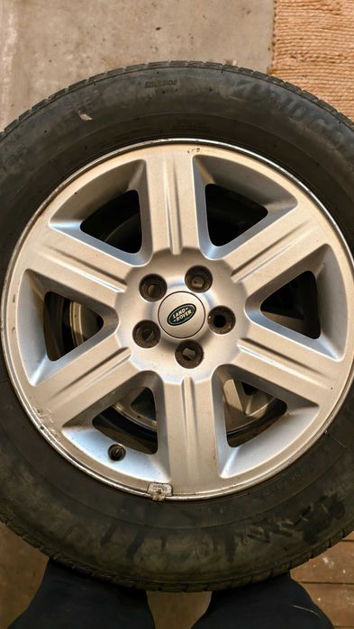 Джанти с гуми 17ки от Land Rover Freelander II