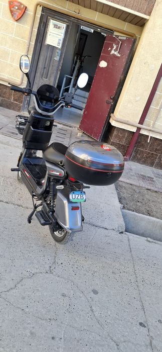 Skuter demansh ujindra