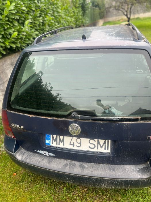 Vand golf 4 ,an 2001 ,motor 1,9 diesel circula foartr bine