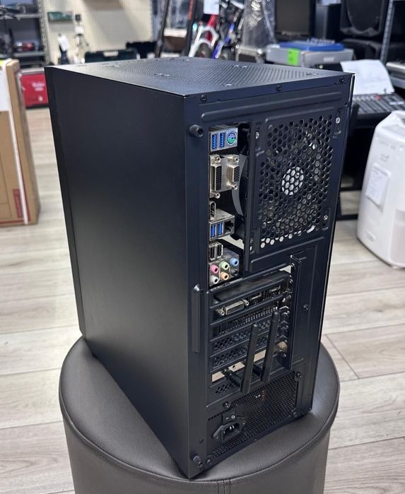 Amanet F28: Unitate PC Gaming i7 SSD 250GB nVidia GTX 1050 TI