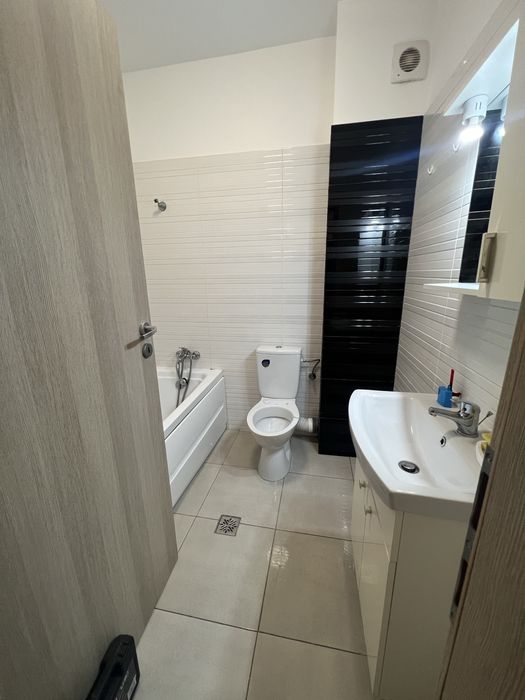 Inchiriez garsoniera Chiajna - str Tineretului 81a