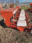 Semănătoare prășitoare IRTEM – 6 secții – PREȚ NEGOCIABIL