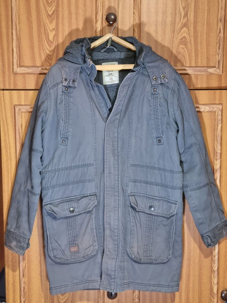 Зимняя куртка (158-164см)