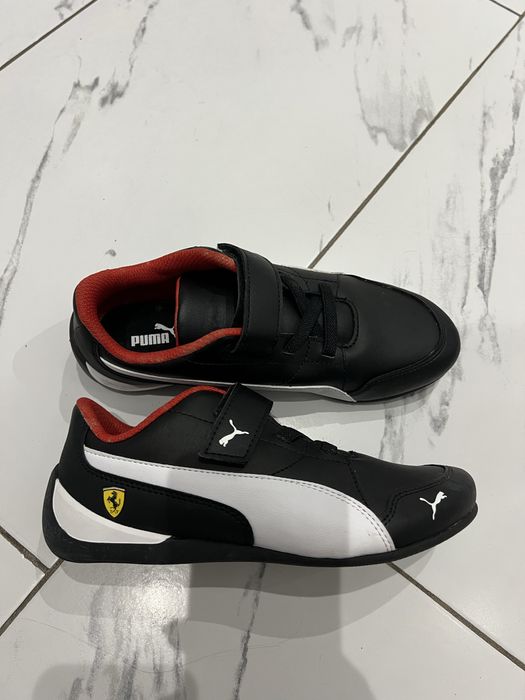 Чисто нови детски маратонки Пума