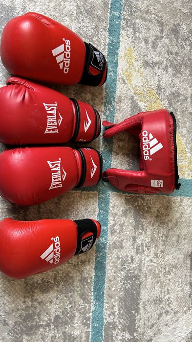 боксерские перчатки